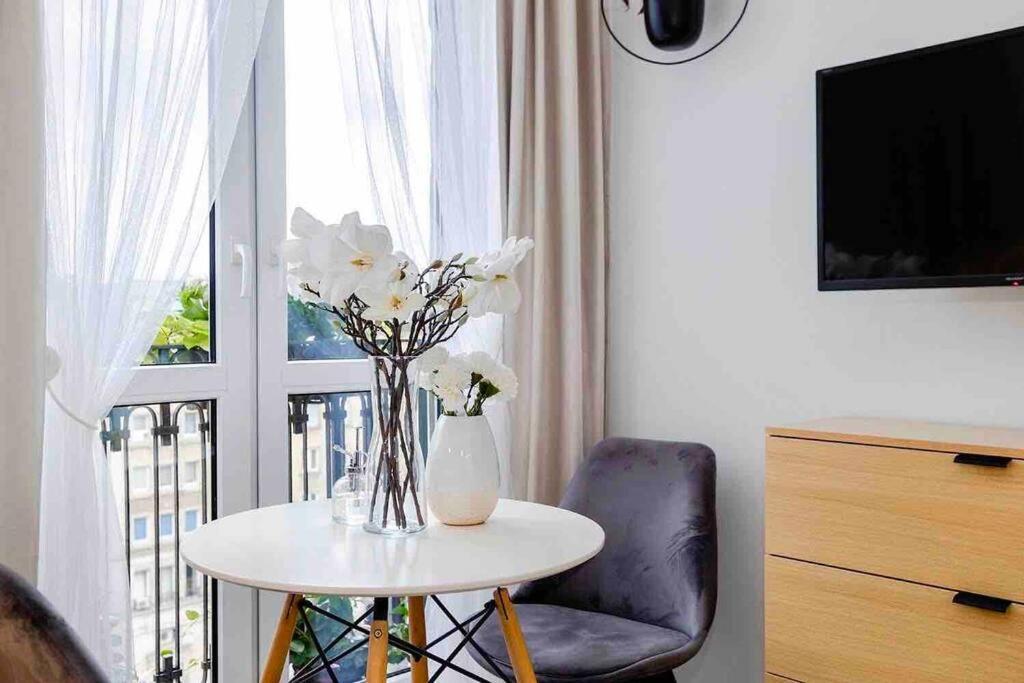 شقة Lux Apartament W Centrum, Plac Konstytucji, Klimatyzacja, Widokowy وارسو المظهر الخارجي الصورة